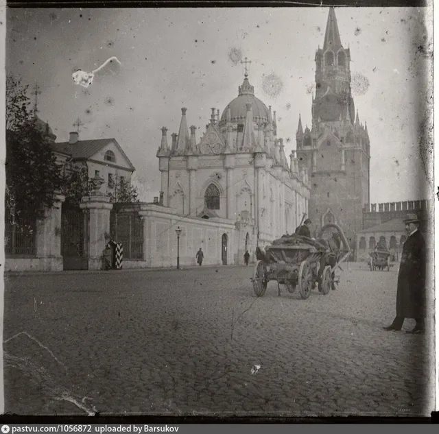 Церковь Св. Екатерины и Спасская башня