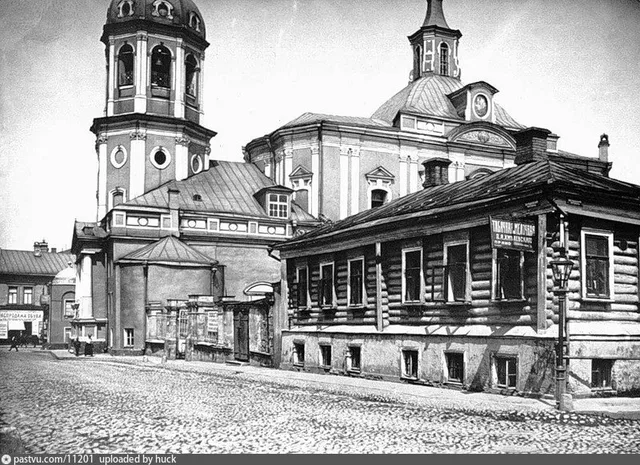 Барашёвский переулок, церковь Воскресения Христова