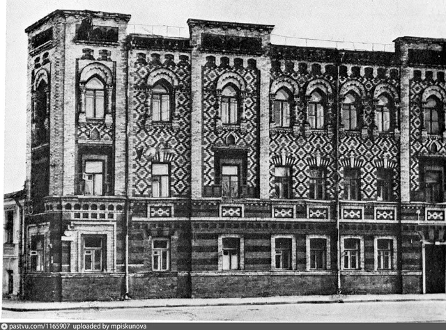 Дом в Крапивенском переулке