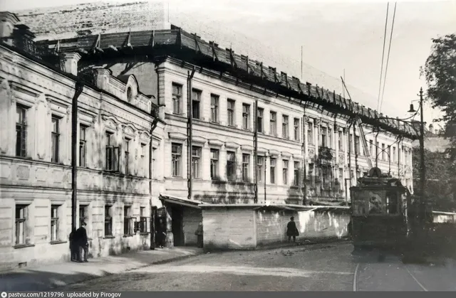 Никитский бульвар, 8