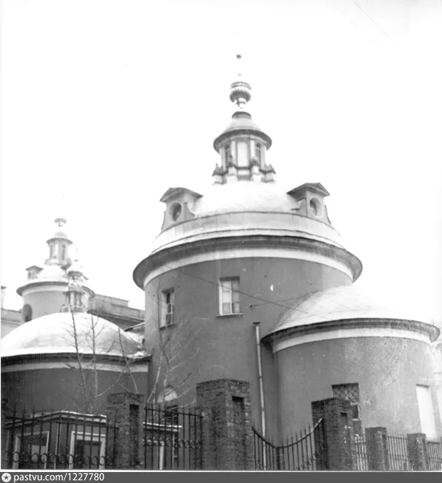 Церковь Космы и Дамиана на Маросейке