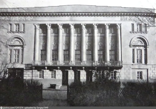 "Дом Луниных"