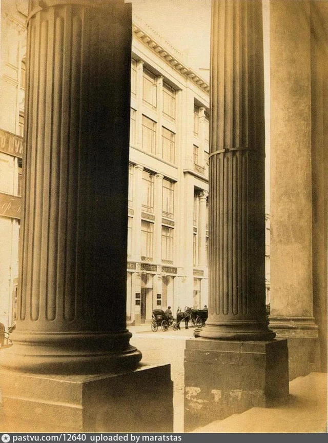 У Фондовой биржи. 1912 год