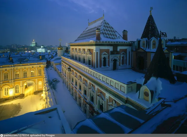 Теремной дворец