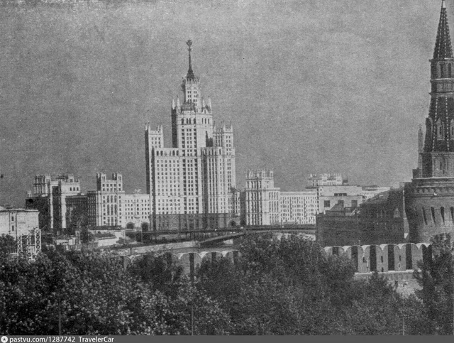 Жилой дом на Котельнической набережной