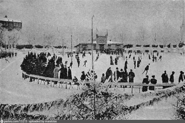 Патриаршие пруды.