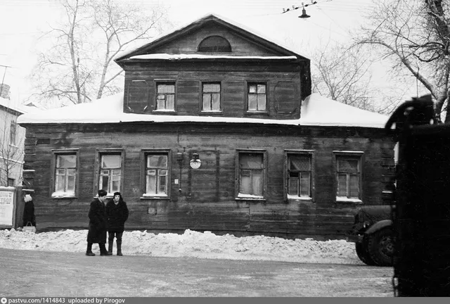 Большая Молчановка, 4