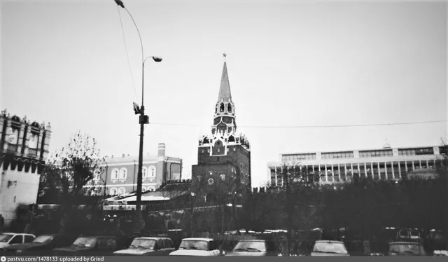 Троицкая башня