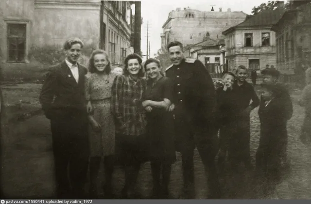 Гагаринский переулок