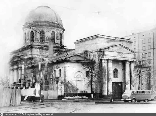 Церковь Флора и Лавра на Зацепе