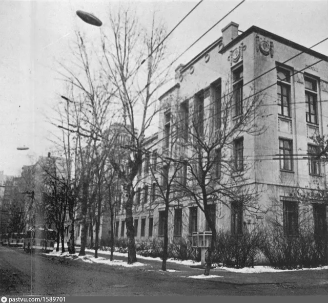 Миусская площадь, 6