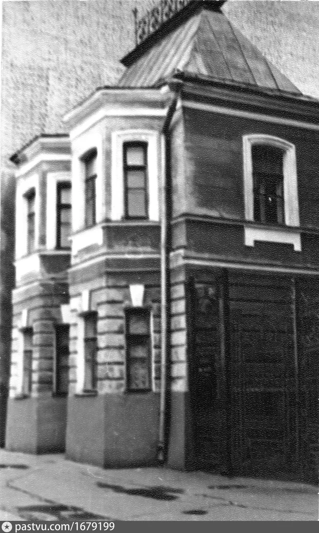 Садовая-Кудринская, 6. Дом-музей А. П. Чехова