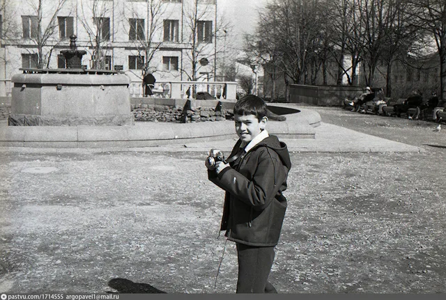 Советская площадь. Фонтан рядом с Институтом марксизма-ленинизма при ЦК КПСС