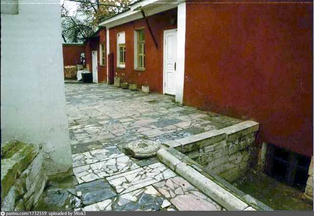 Подкопаевский переулок, дом № 5. Палаты Шуйских