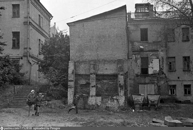 Большой Головин переулок, 3