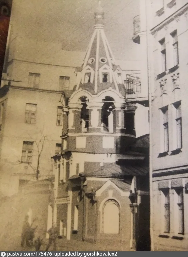 Храм Воскресения Словущего на Арбате.