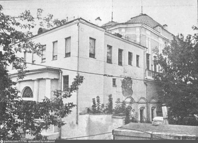 Церковь Воскресения в Барашах