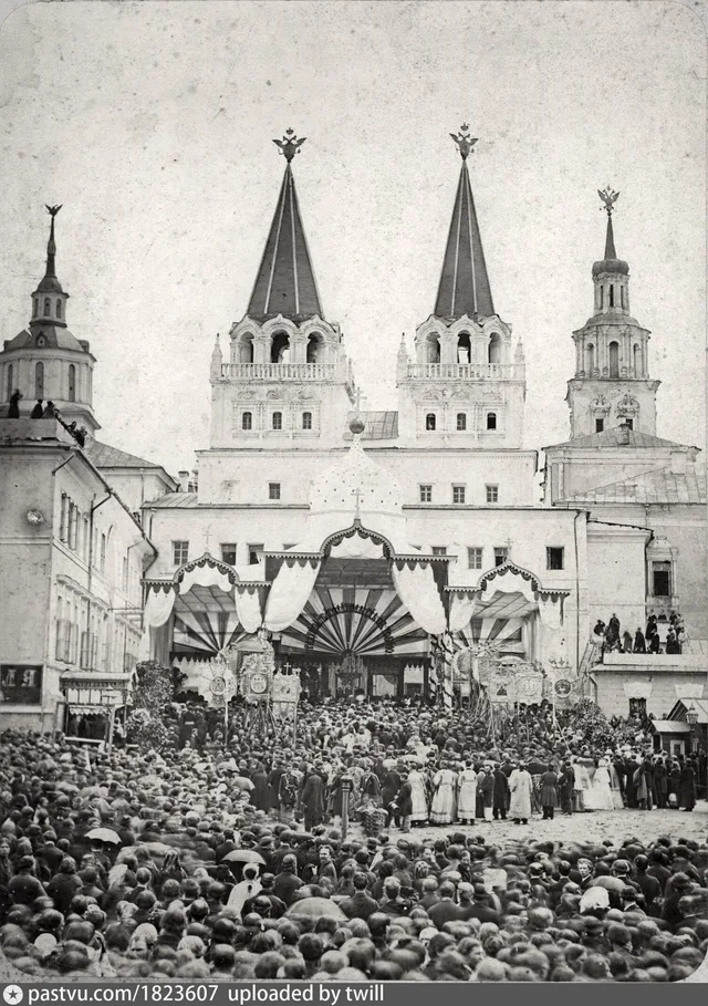 Празднование 200-летия иконы Иверской Богоматери