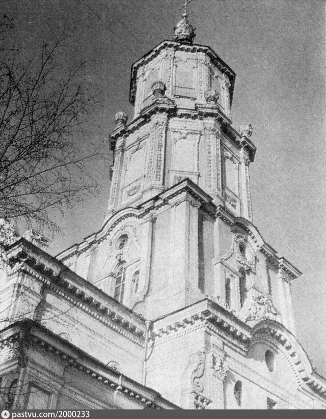 Церковь Архангела Гавриила (Меншикова башня)