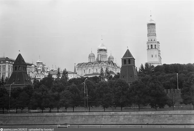 Тайницкий сад Московского Кремля