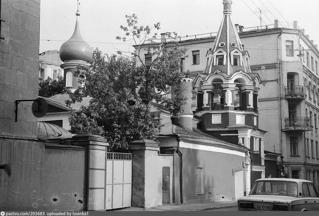 Храм Воскресения Словущего на Арбате