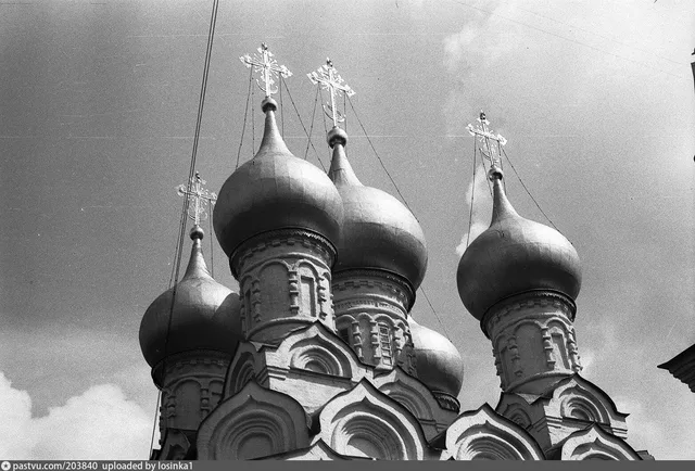 Купола храма Свт. Николая Мирликийского в Пыжах