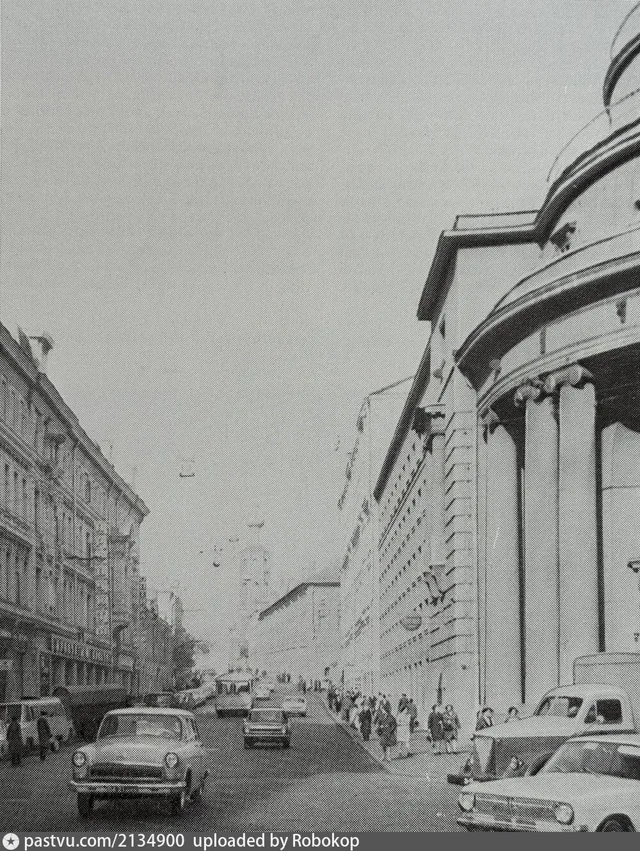 Улица Петровка