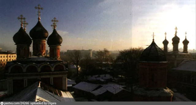 Высоко-Петровский монастырь, вид с колокольни