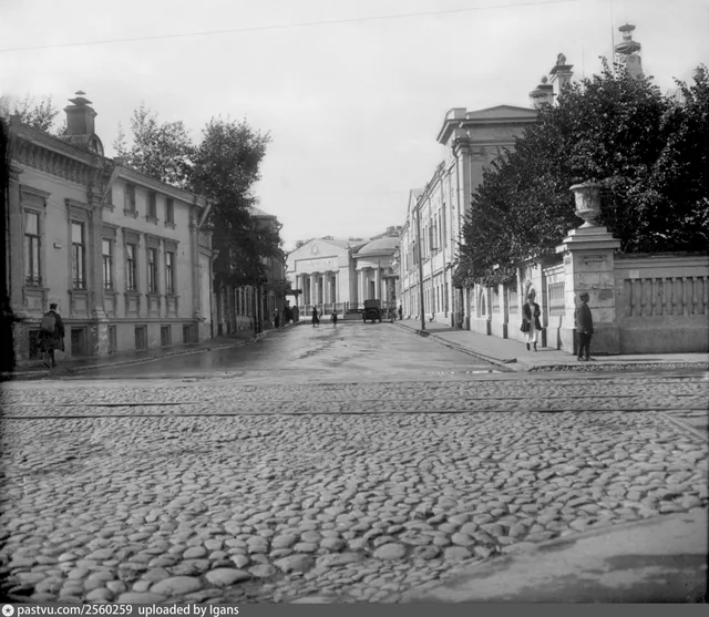Улица Кропоткина (Пречистенка), Мёртвый переулок