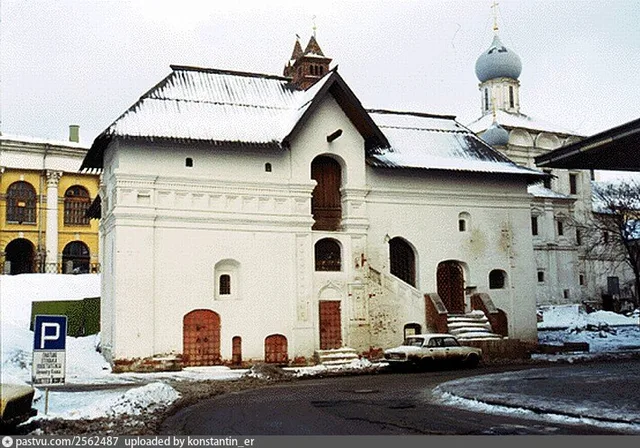Старый Английский двор