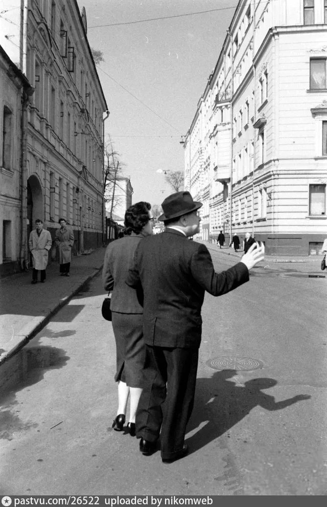 Улица Щусева (Гранатный переулок)