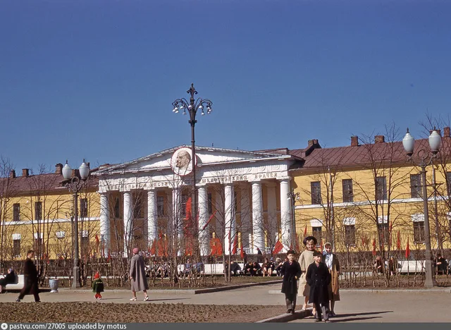 Центральный институт усовершенствования врачей