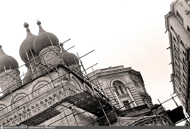 Варварка. Фрагмент храма Георгия Победоносца