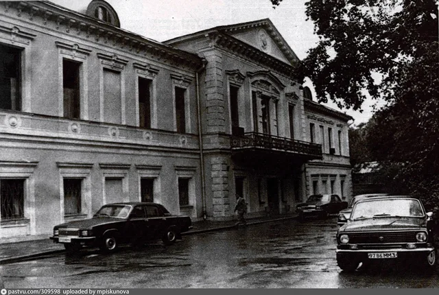 Грицевецкая улица (Большой Знаменский переулок), дом С.И. Щукина