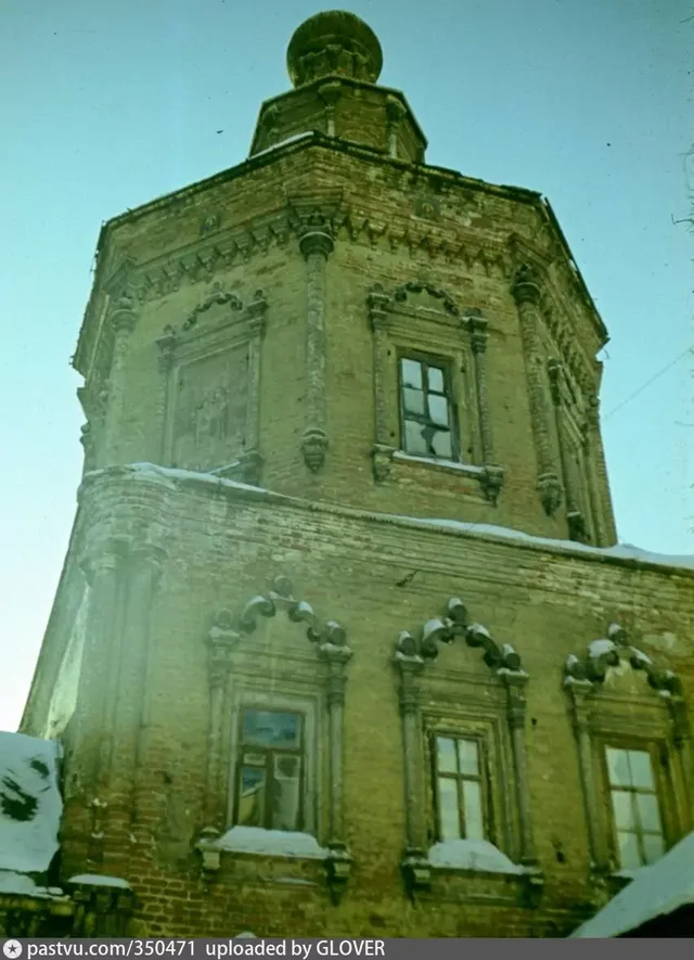 Храм Троицы в Хохлах