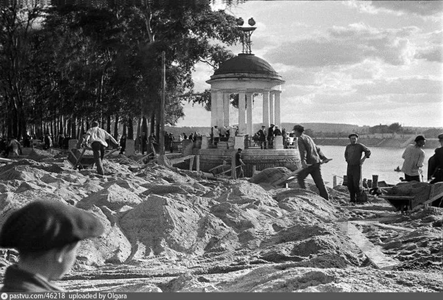 Строительство Голицынской набережной
