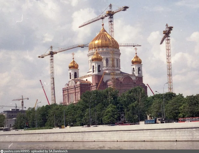 Строительство храма Христа Спасителя