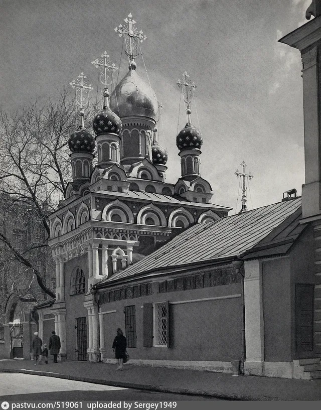 Храм Успения в Гончарах