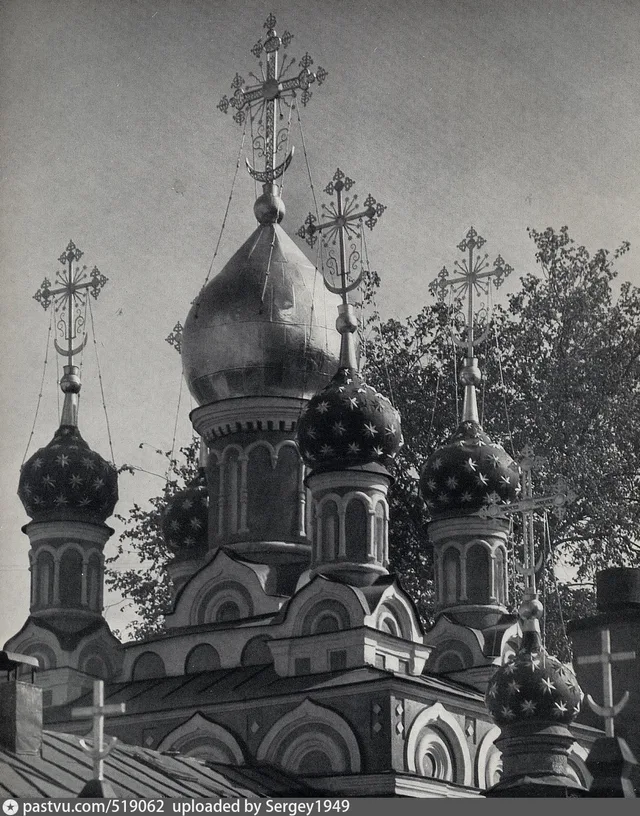 Храм Успения в Гончарах. Фрагмент