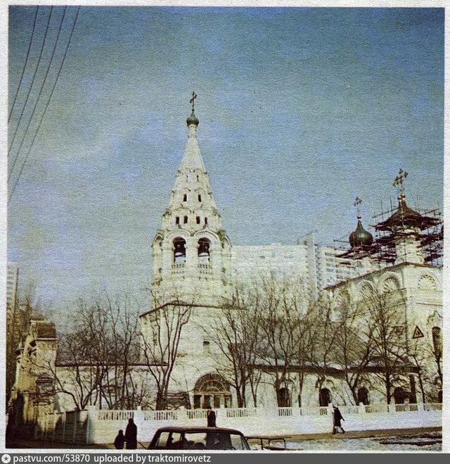 Храм Спаса в Песках