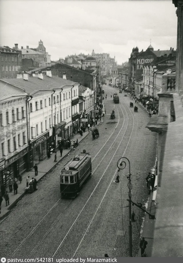 Арбат. Трамвайная линия