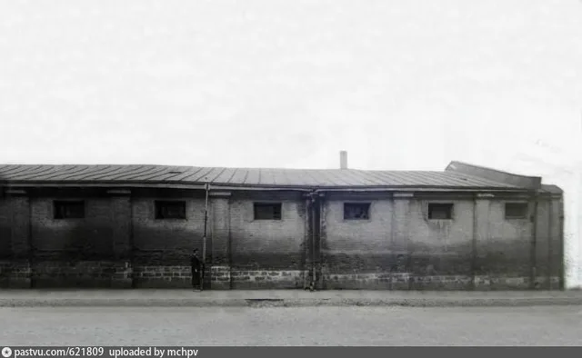 Домниковская улица, 1. Спасские казармы