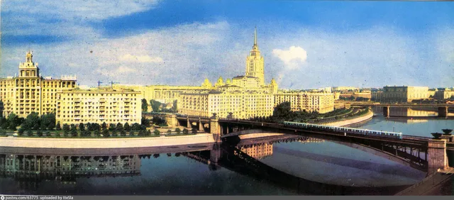 метромост,вид на набережную имени Тараса Шевченко