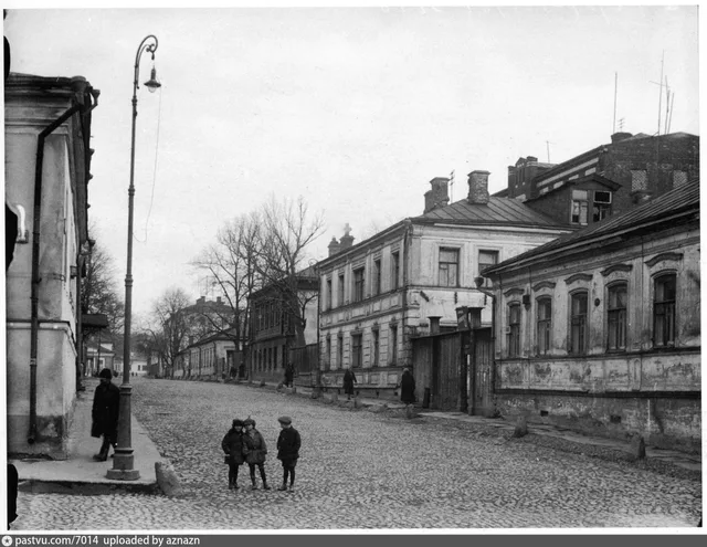 Гендриков переулок