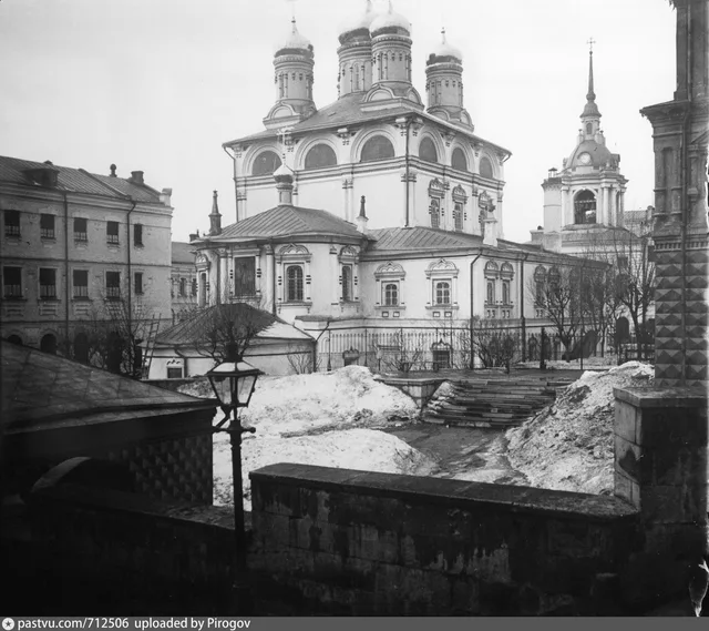 Варварка. Знаменский монастырь