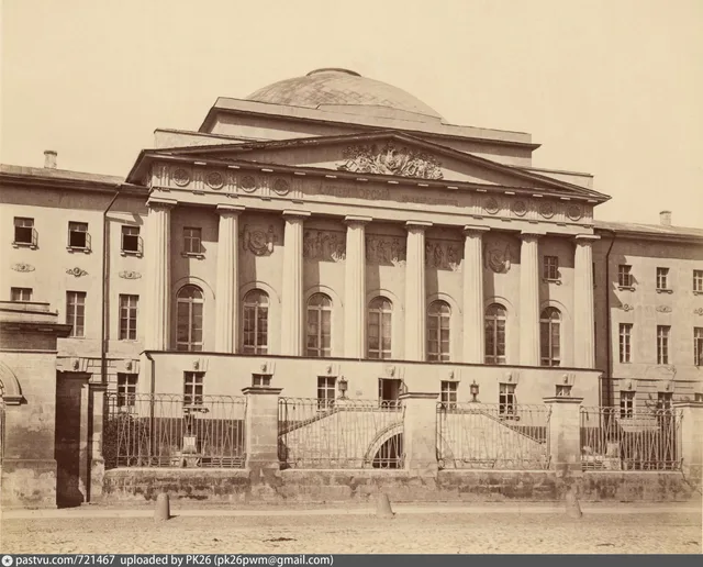 Московский Университет. Из Альбома Политехнической выставки 1872 г