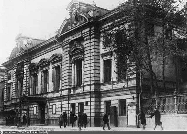 Старое здание театра им. Вахтангова