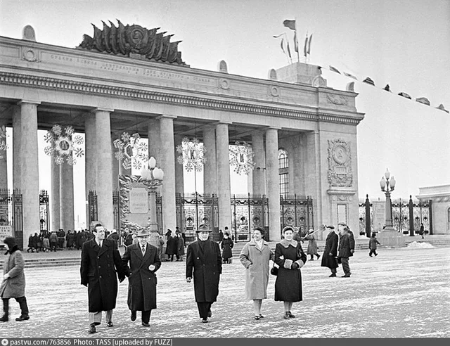 Парк Горького. Московские зарисовки. Время для отдыха