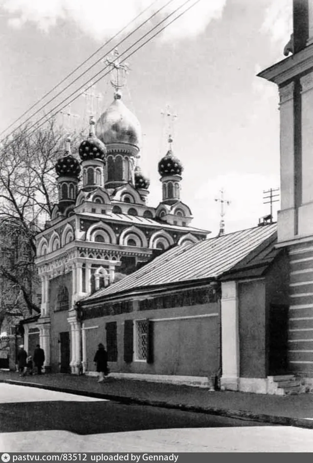 Церковь Успения в Гончарах
