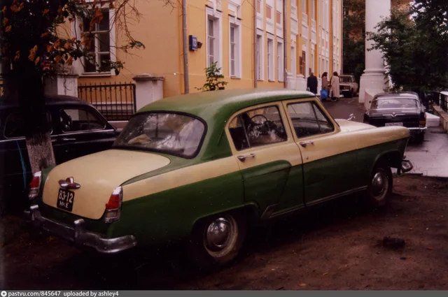 Комсомольский проспект, 13